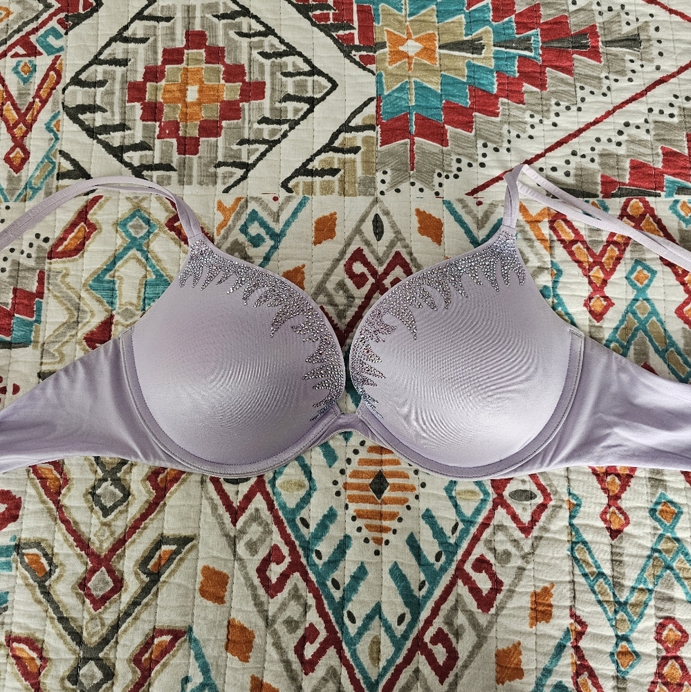 Victoria secret holiday bra